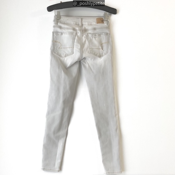 American Eagle grey super stretch low rise distressed jegging - Picture 6 of 16